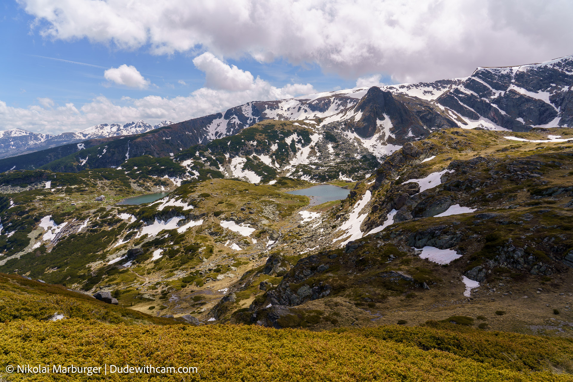 The 7 lake hike in the Rila Mountains is probably the most famous and touristy hike in Bulgaria. The mountains deliver an alpine feeling and stunning views.